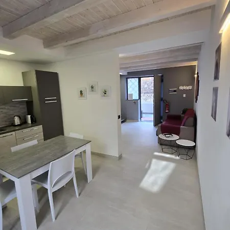 Holiday home Carlo's